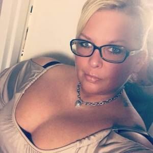 Meet your Posher, Pamela